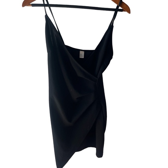 Forever 21 Black Mini Dress - Picture 1 of 3